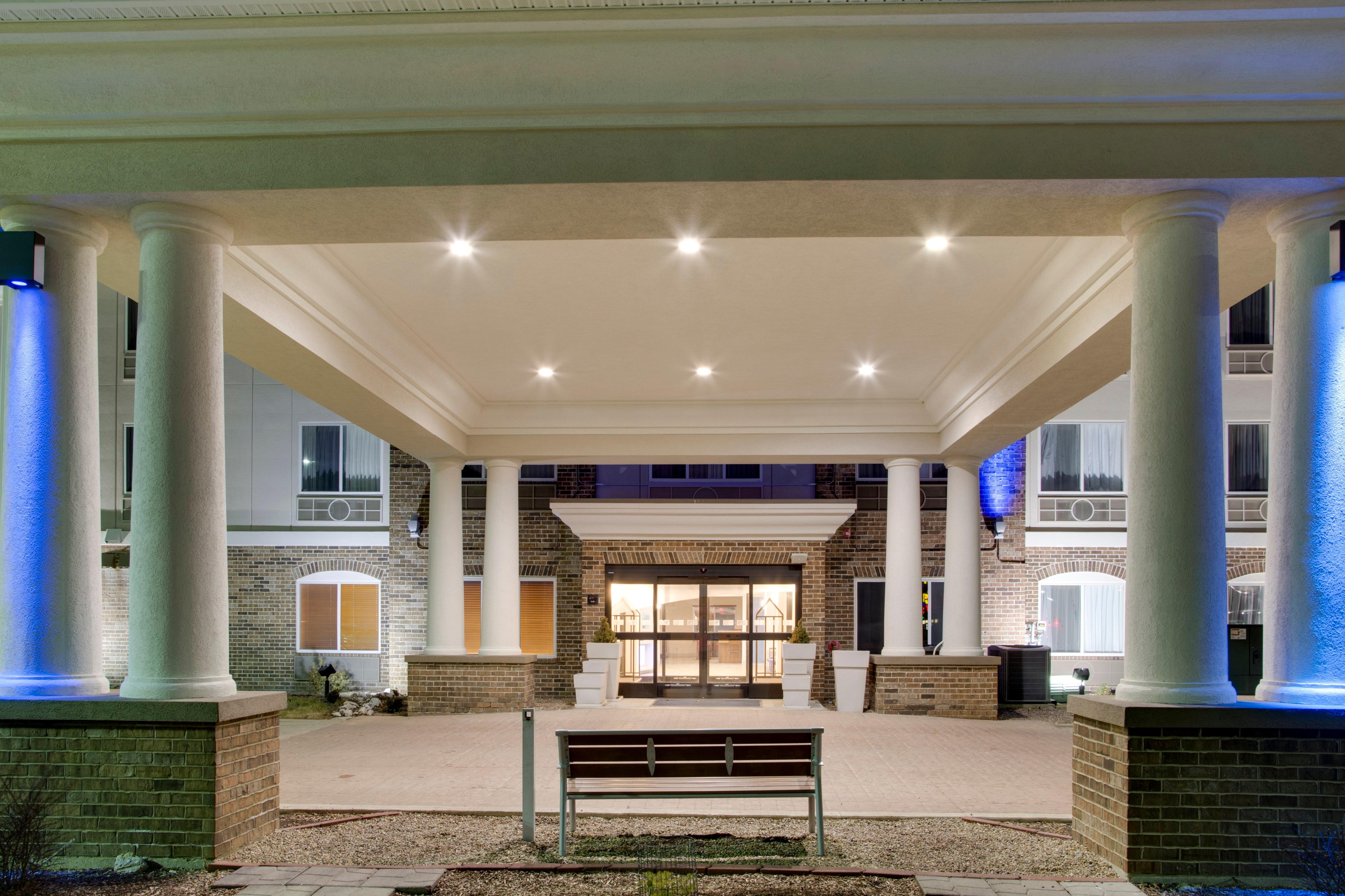 Holiday Inn Express & Suites Jacksonville By Ihg South Jacksonville Екстериор снимка