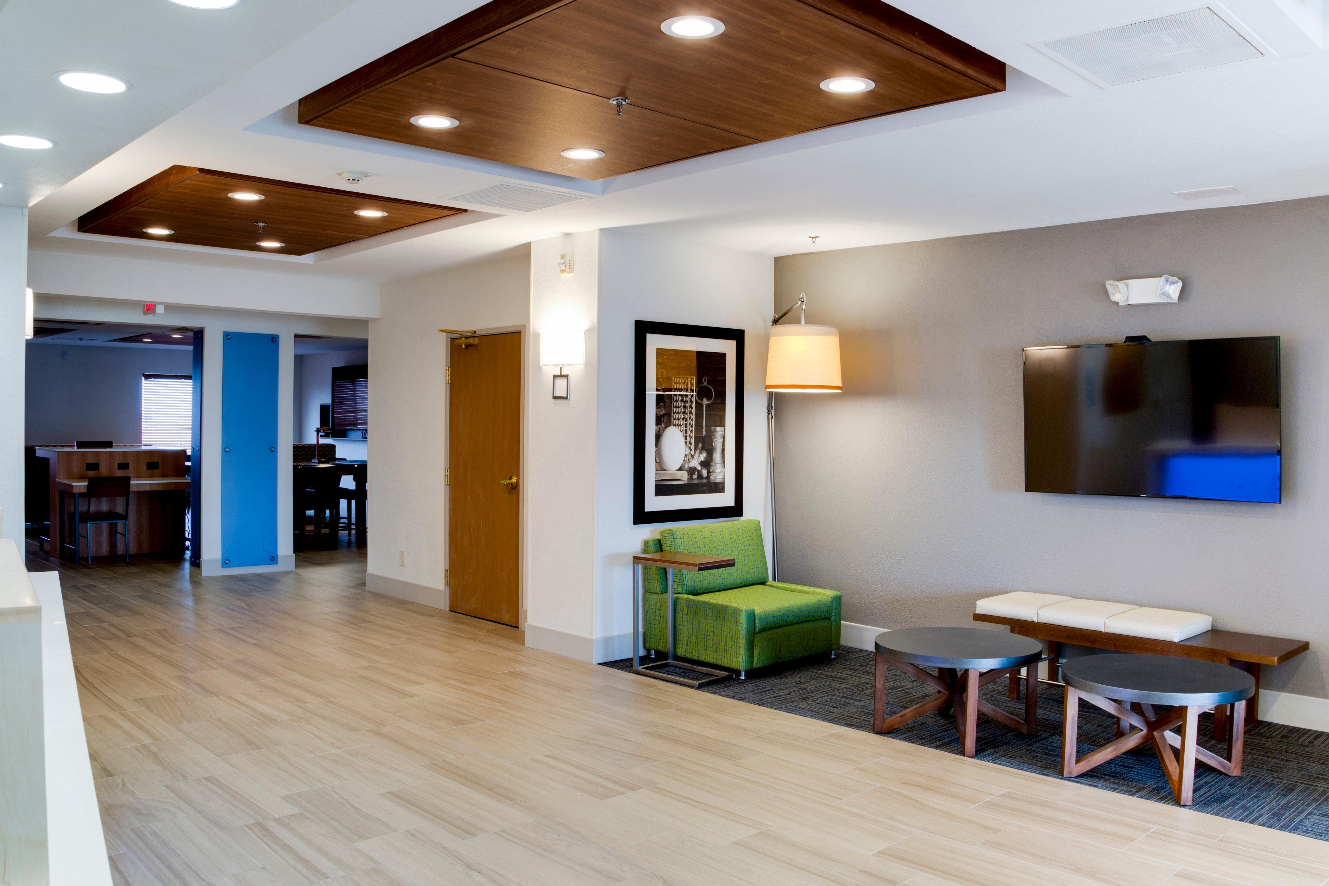 Holiday Inn Express & Suites Jacksonville By Ihg South Jacksonville Екстериор снимка