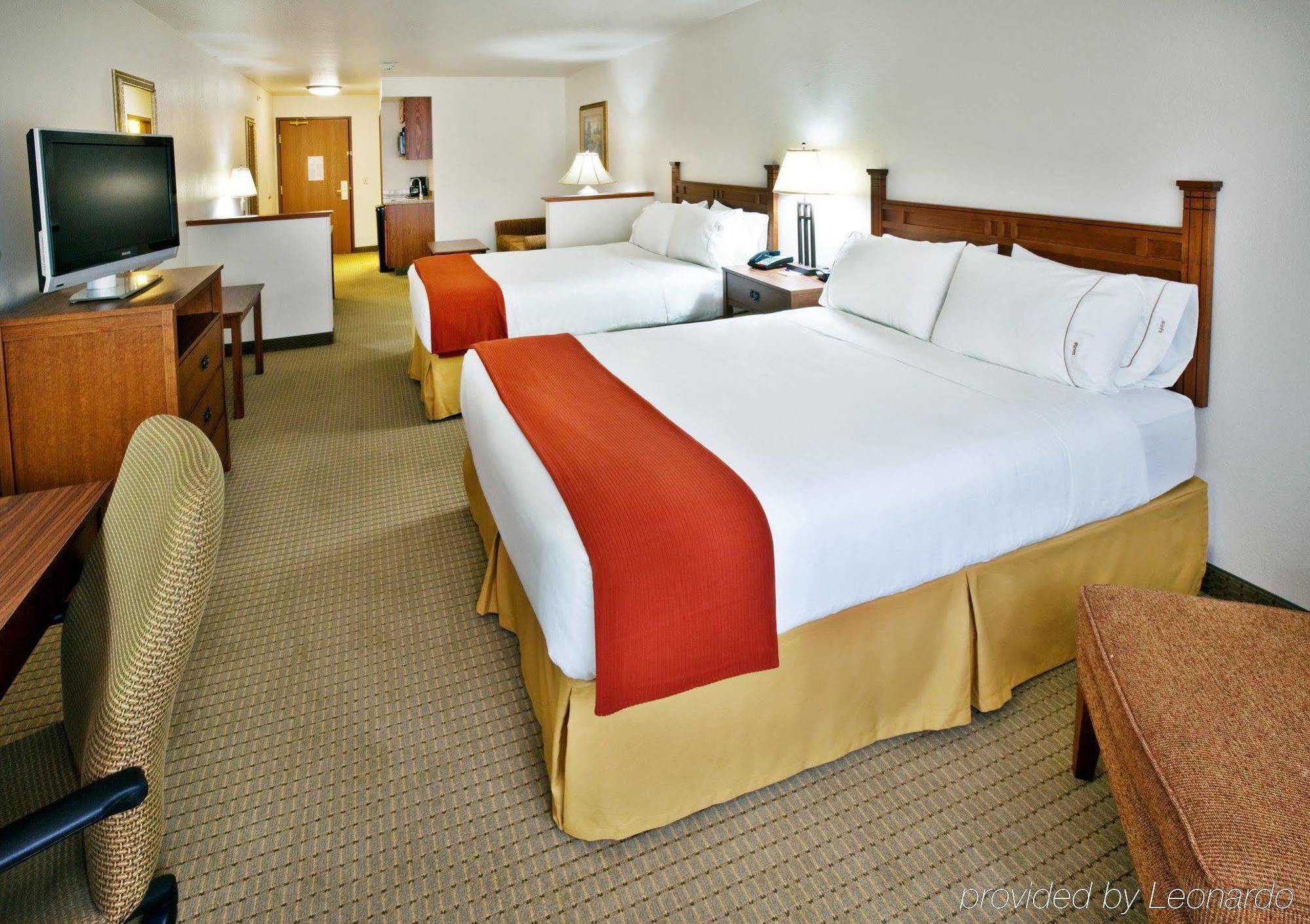 Holiday Inn Express & Suites Jacksonville By Ihg South Jacksonville Екстериор снимка