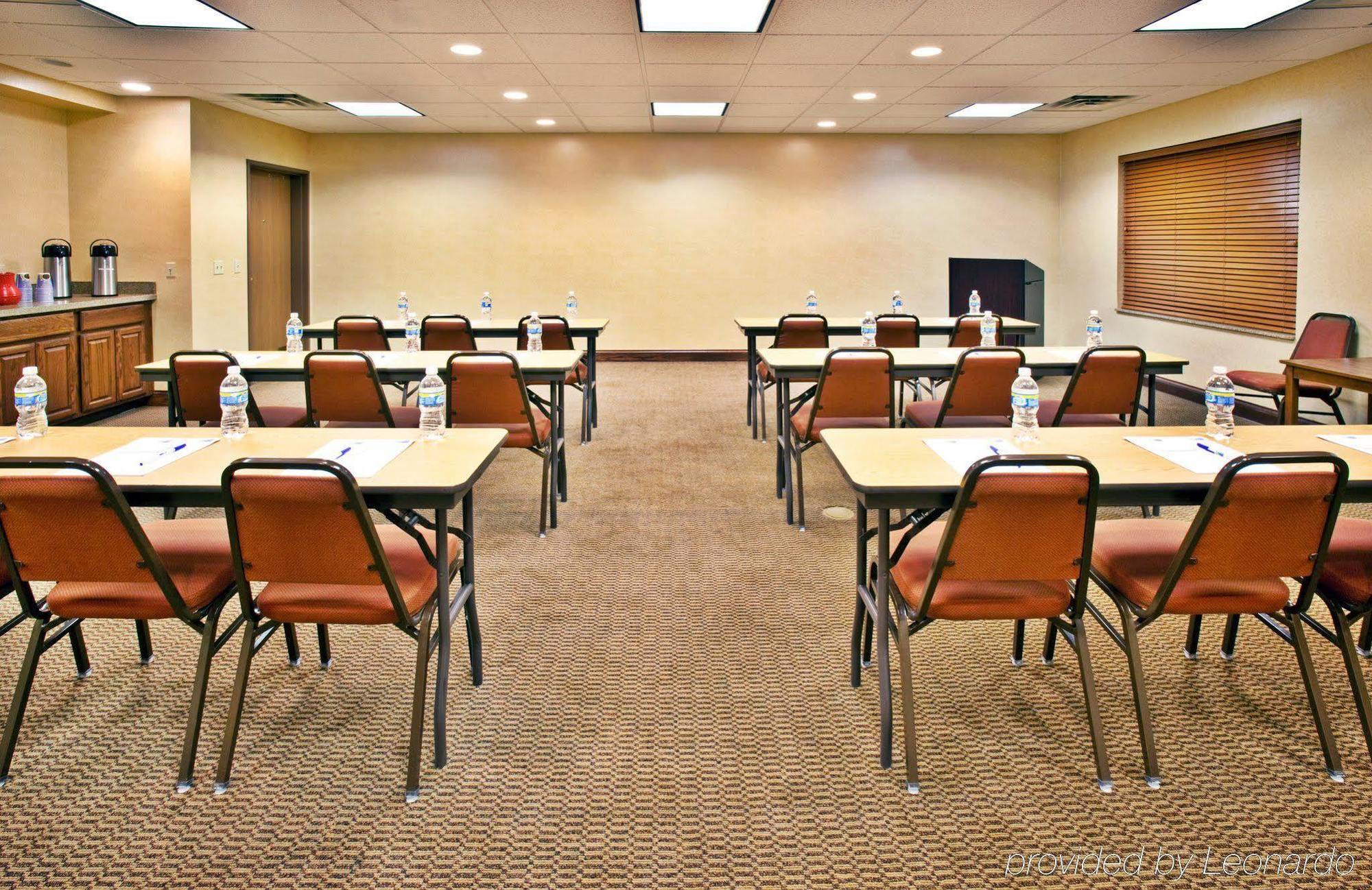 Holiday Inn Express & Suites Jacksonville By Ihg South Jacksonville Екстериор снимка